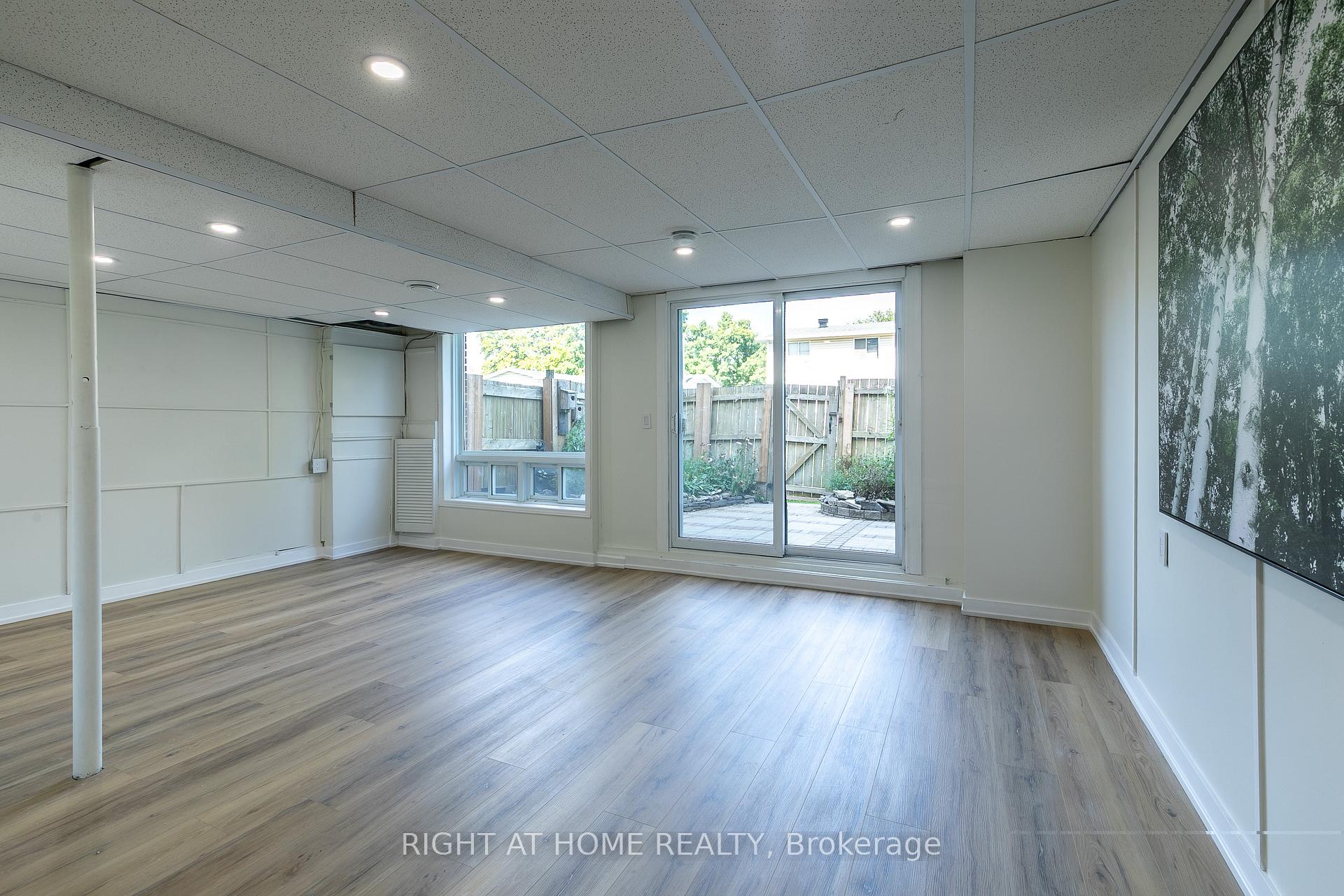 Photo 14 of Unit 15, 2669 Southvale Crescent, Ottawa, Sheffield Glen/Industrial Park — HOMEH