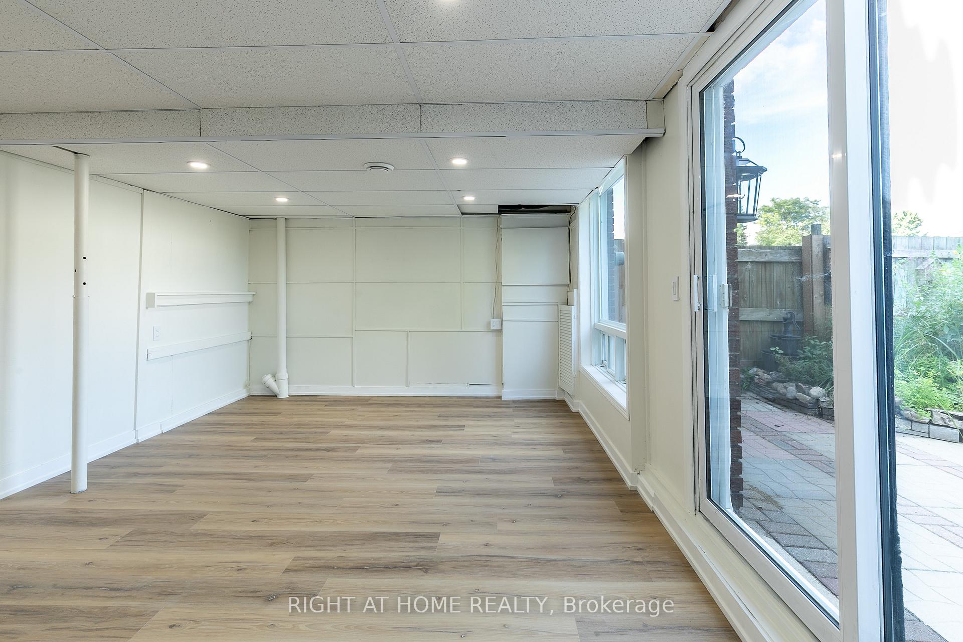 Photo 26 of Unit 15, 2669 Southvale Crescent, Ottawa, Sheffield Glen/Industrial Park — HOMEH