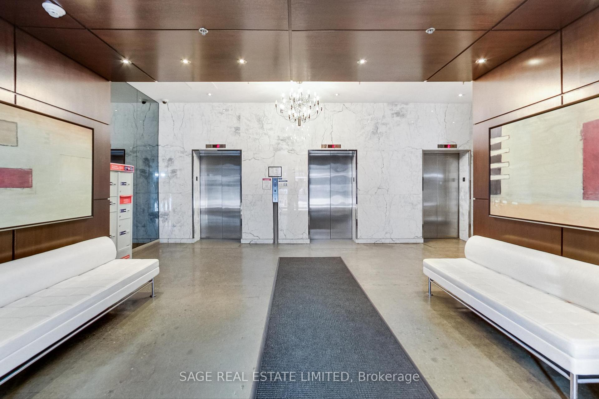 Photo 3 of Unit 208, 188 Eglinton Avenue E, Toronto, Mount Pleasant West — HOMEH