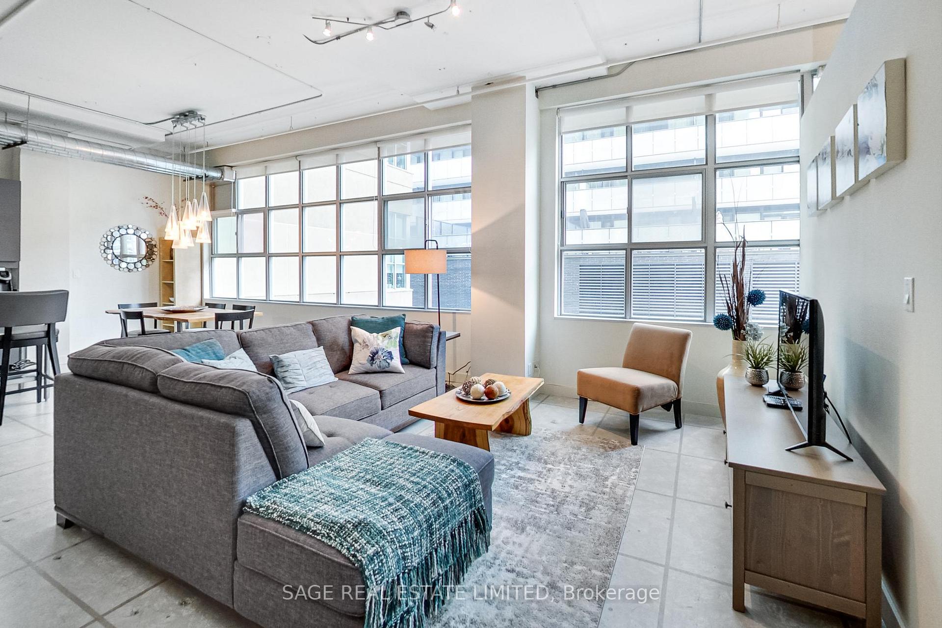 Photo 5 of Unit 208, 188 Eglinton Avenue E, Toronto, Mount Pleasant West — HOMEH