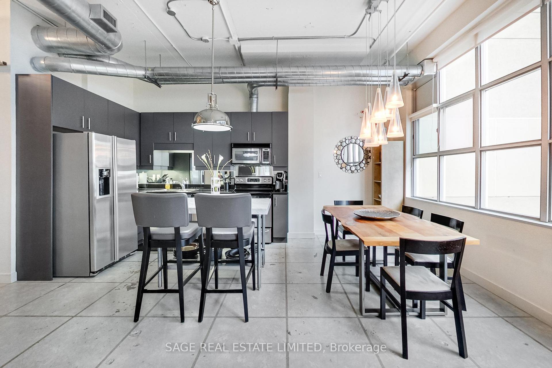 Photo 9 of Unit 208, 188 Eglinton Avenue E, Toronto, Mount Pleasant West — HOMEH