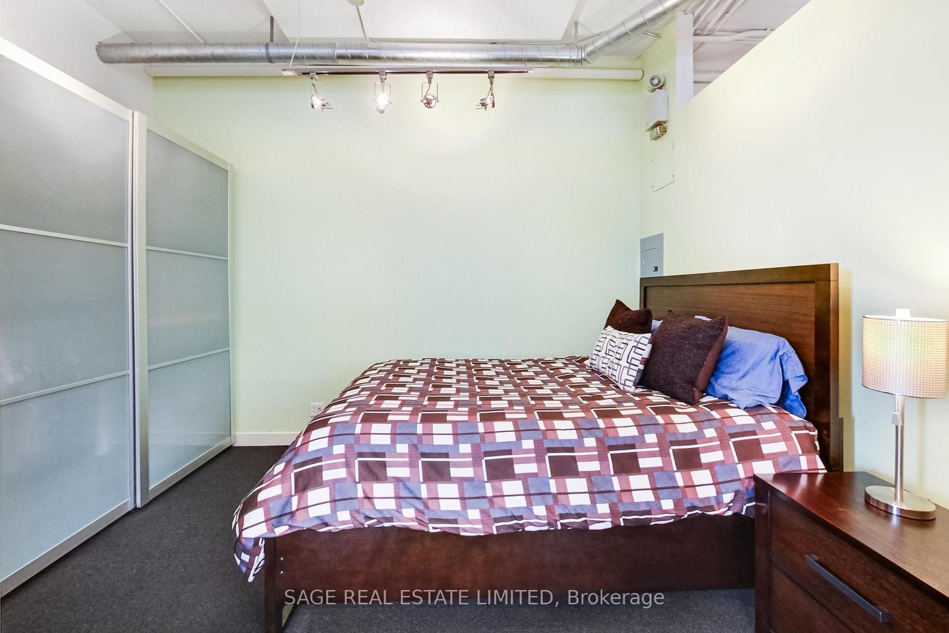 Photo 17 of Unit 208, 188 Eglinton Avenue E, Toronto, Mount Pleasant West — HOMEH