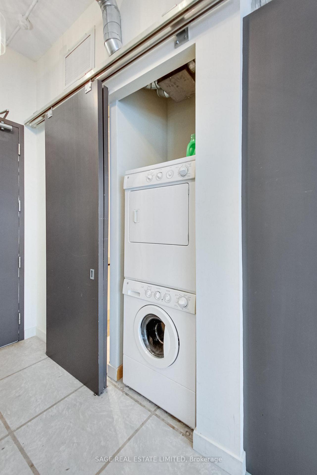 Photo 23 of Unit 208, 188 Eglinton Avenue E, Toronto, Mount Pleasant West — HOMEH