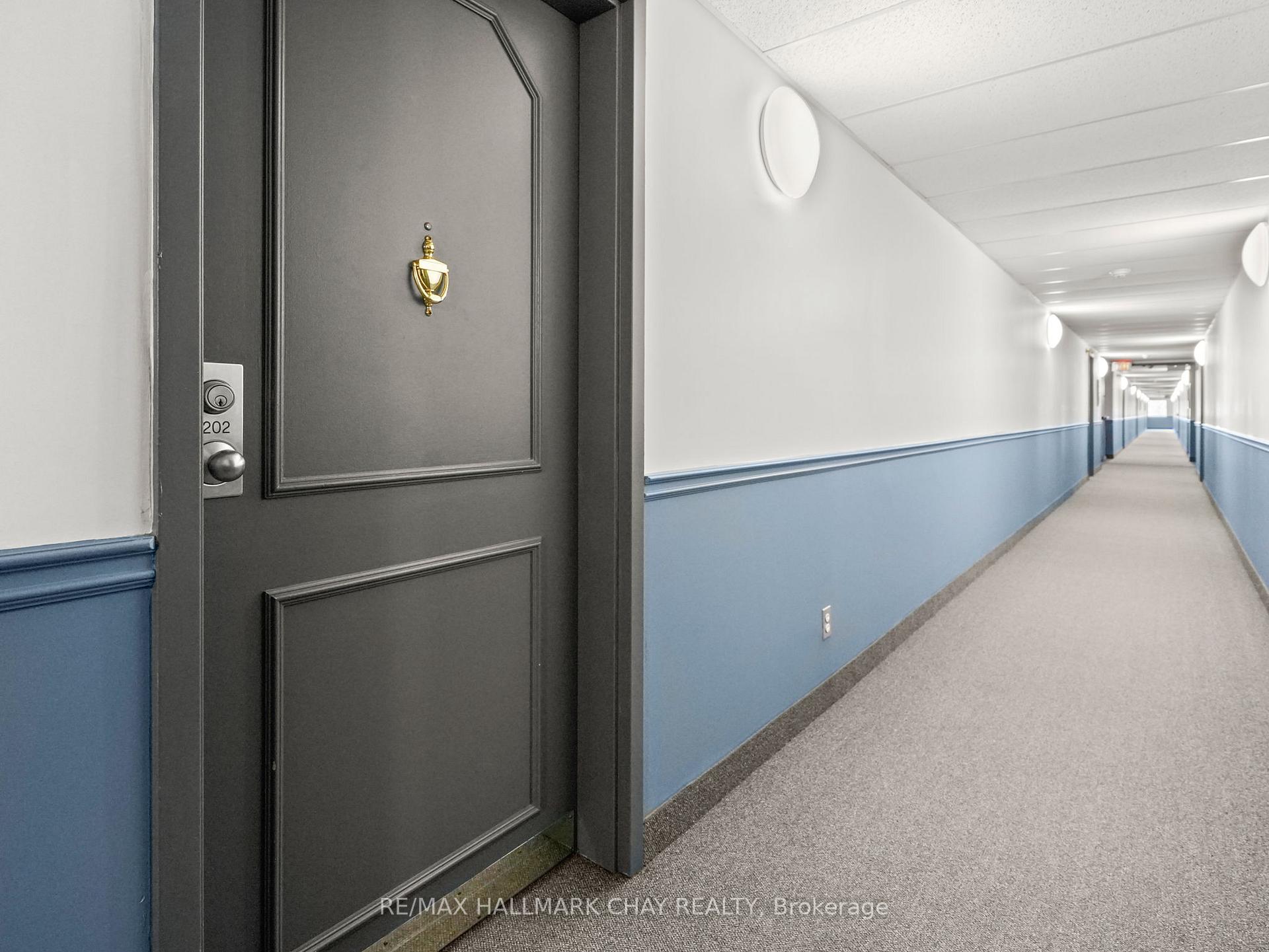 Photo 5 of Unit 202, 247 King Street N, New Tecumseth, Alliston — HOMEH