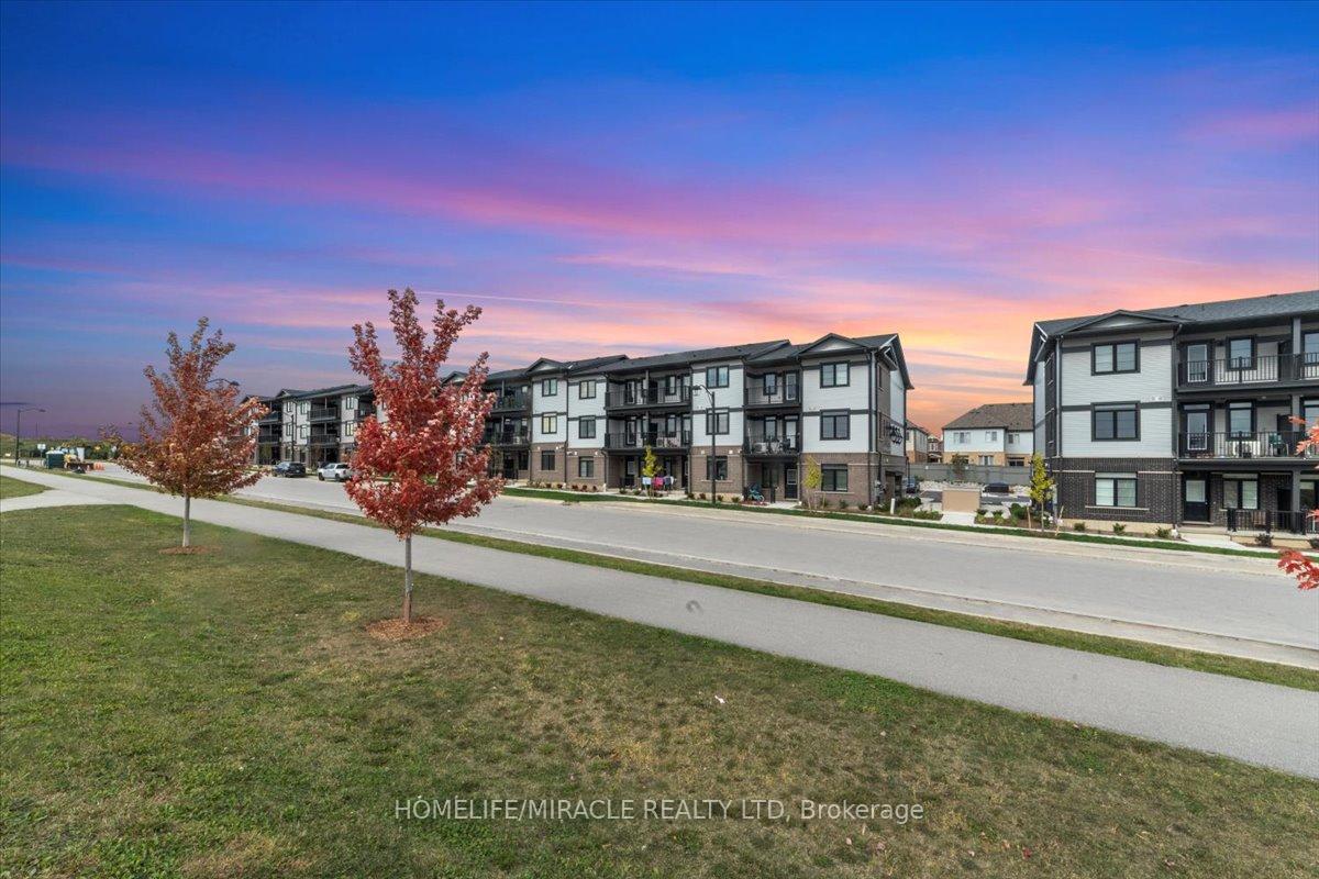 Photo 2 of 48 Oat Lane, Kitchener — HOMEH