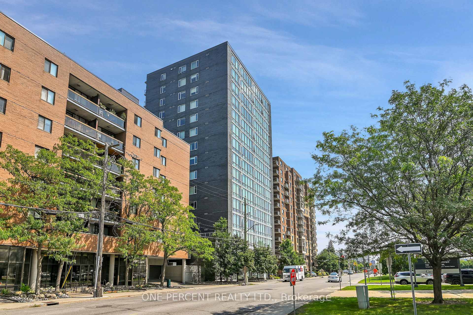 Photo 1 of Unit 403, 201 Parkdale Avenue, Ottawa, Mechanicsville — HOMEH