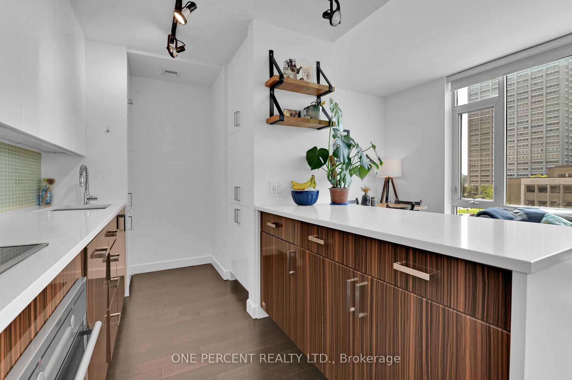 Photo 12 of Unit 403, 201 Parkdale Avenue, Ottawa, Mechanicsville — HOMEH