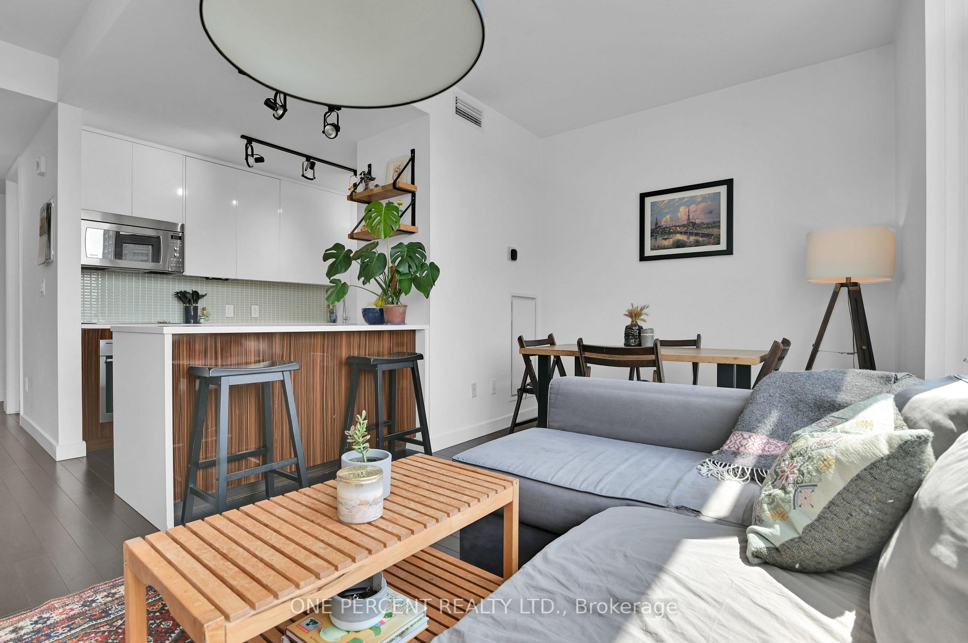 Photo 17 of Unit 403, 201 Parkdale Avenue, Ottawa, Mechanicsville — HOMEH