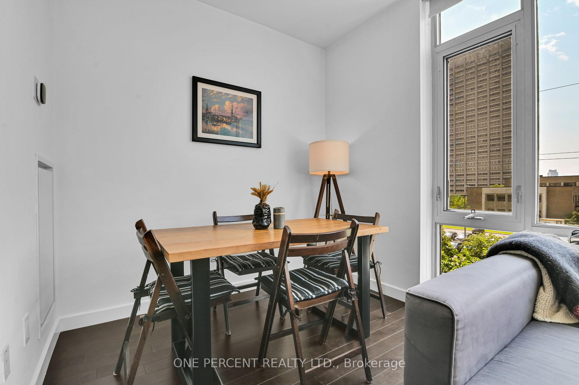 Photo 19 of Unit 403, 201 Parkdale Avenue, Ottawa, Mechanicsville — HOMEH