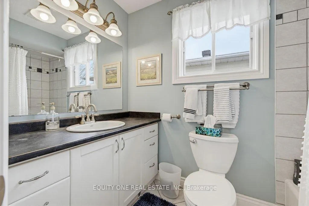 Photo 24 of 706 Levac Drive, Ottawa, Fallingbrook/Pineridge — HOMEH