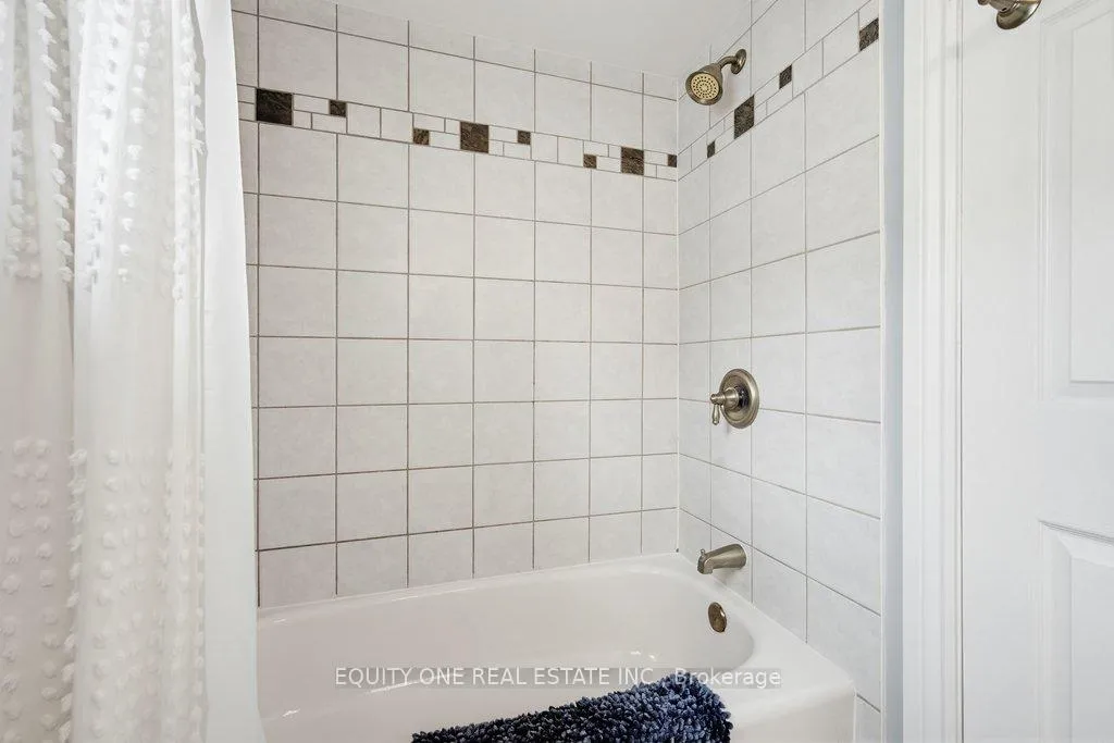 Photo 25 of 706 Levac Drive, Ottawa, Fallingbrook/Pineridge — HOMEH