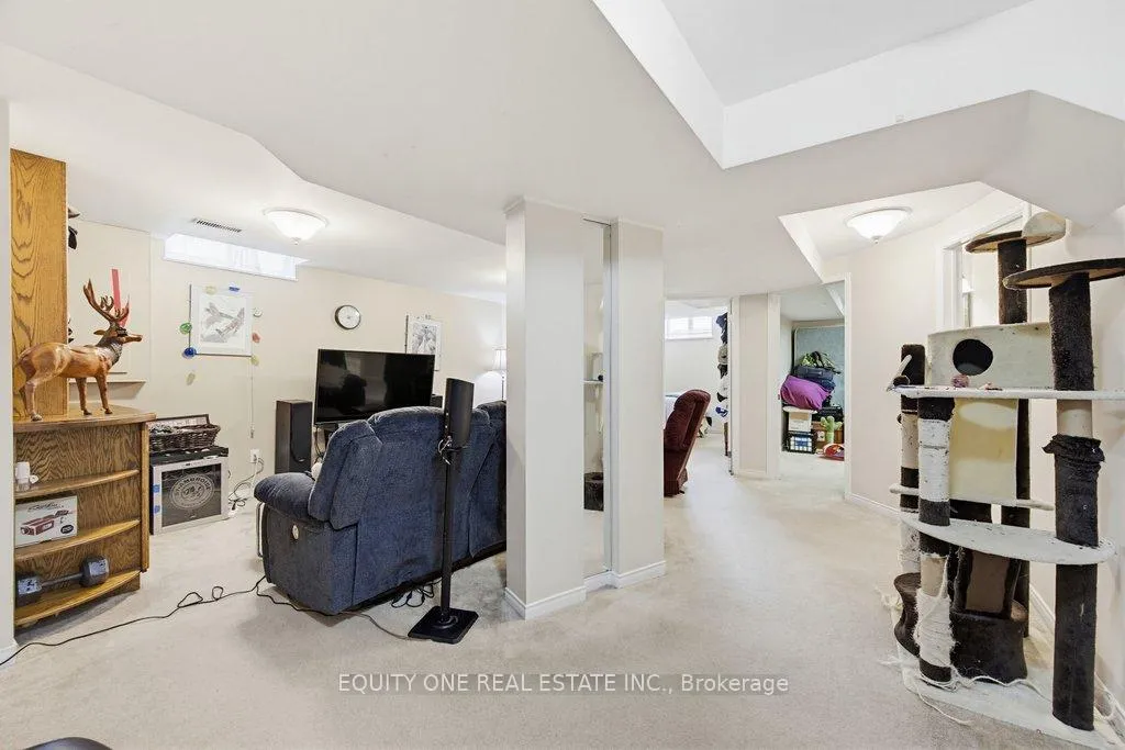 Photo 27 of 706 Levac Drive, Ottawa, Fallingbrook/Pineridge — HOMEH