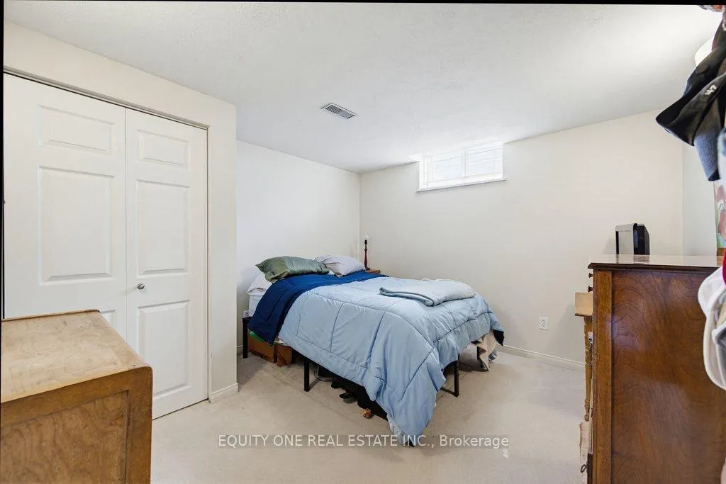 Photo 29 of 706 Levac Drive, Ottawa, Fallingbrook/Pineridge — HOMEH