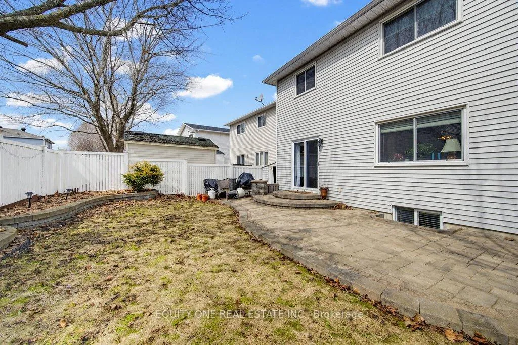 Photo 32 of 706 Levac Drive, Ottawa, Fallingbrook/Pineridge — HOMEH
