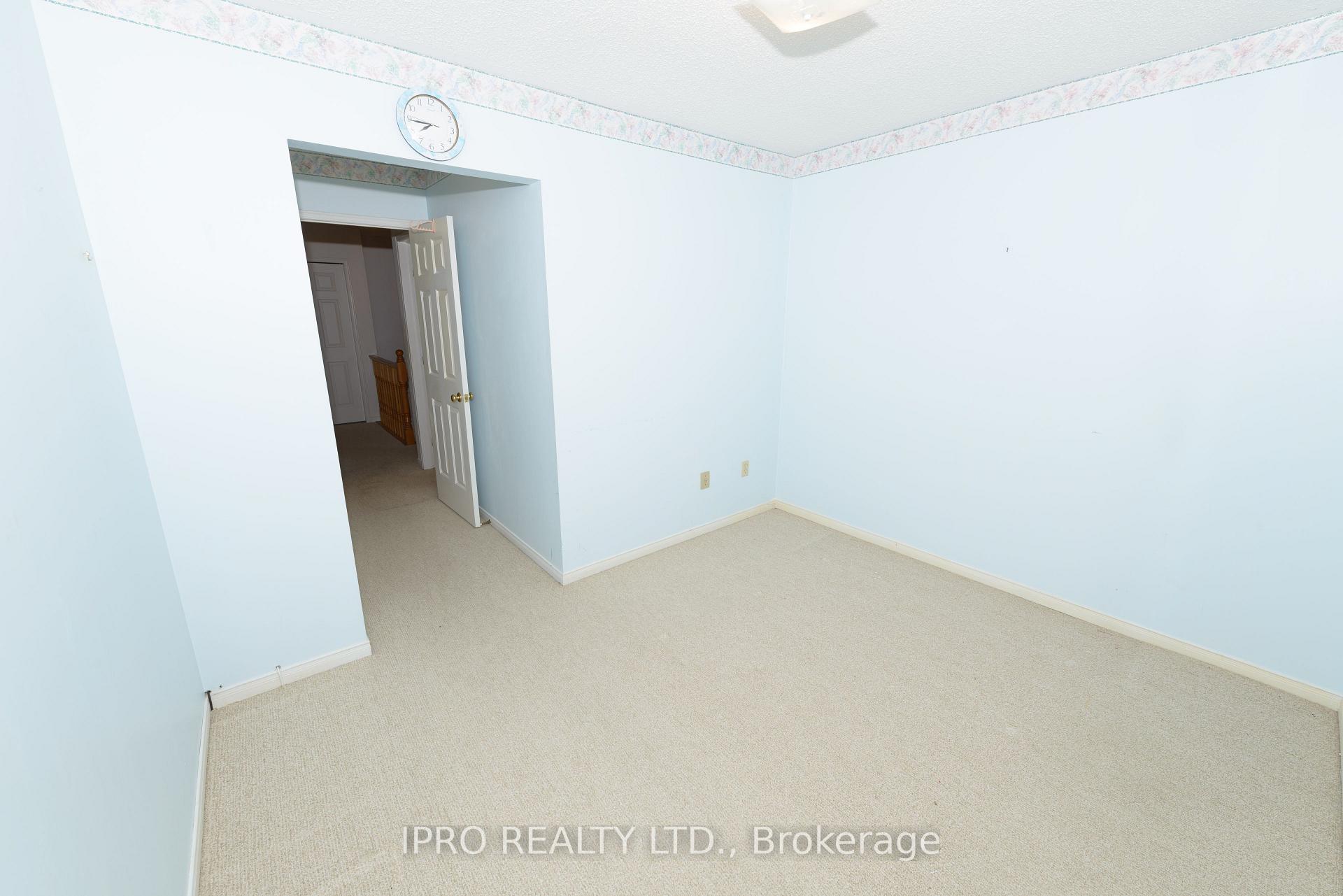 Photo 12 of Unit 28, 38 Elora Drive, Hamilton, Fessenden — HOMEH