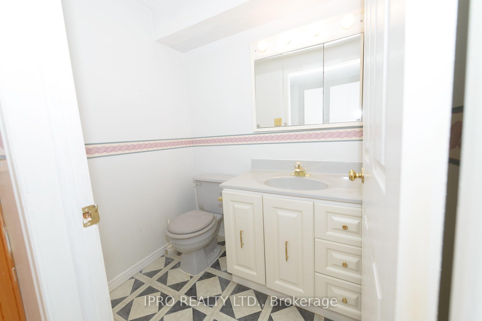 Photo 19 of Unit 28, 38 Elora Drive, Hamilton, Fessenden — HOMEH