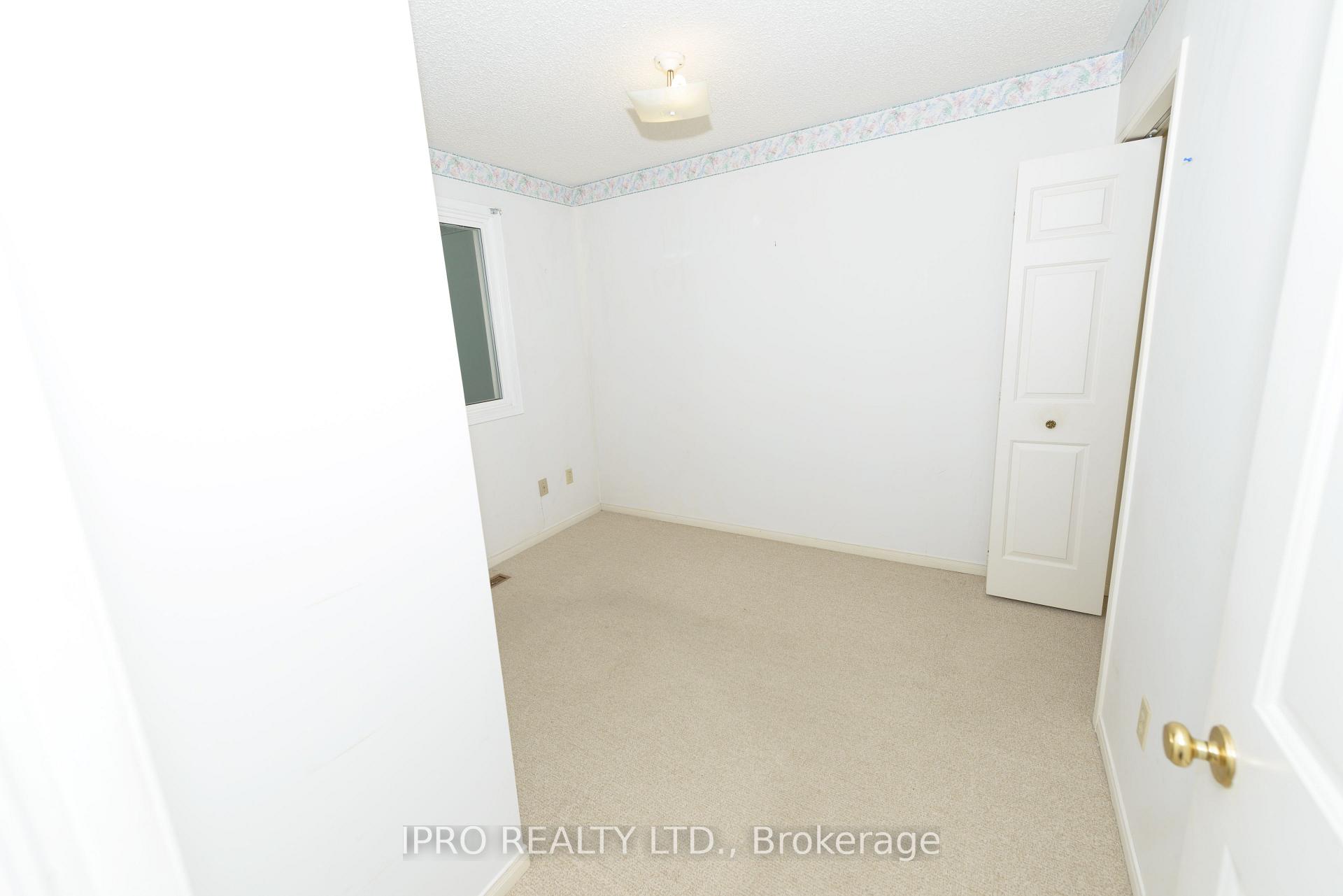 Photo 21 of Unit 28, 38 Elora Drive, Hamilton, Fessenden — HOMEH
