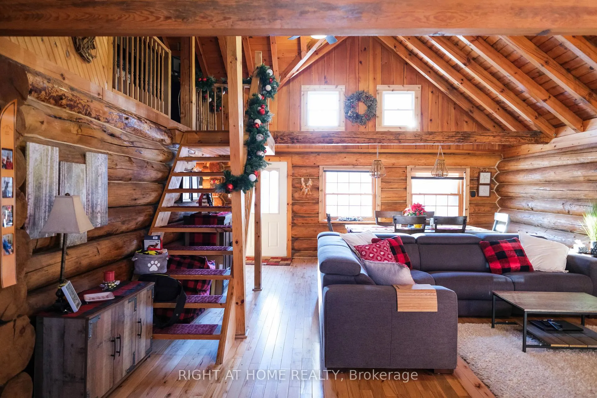 Photo 3 of 72 Viewmount Drive, Greater Madawaska — HOMEH