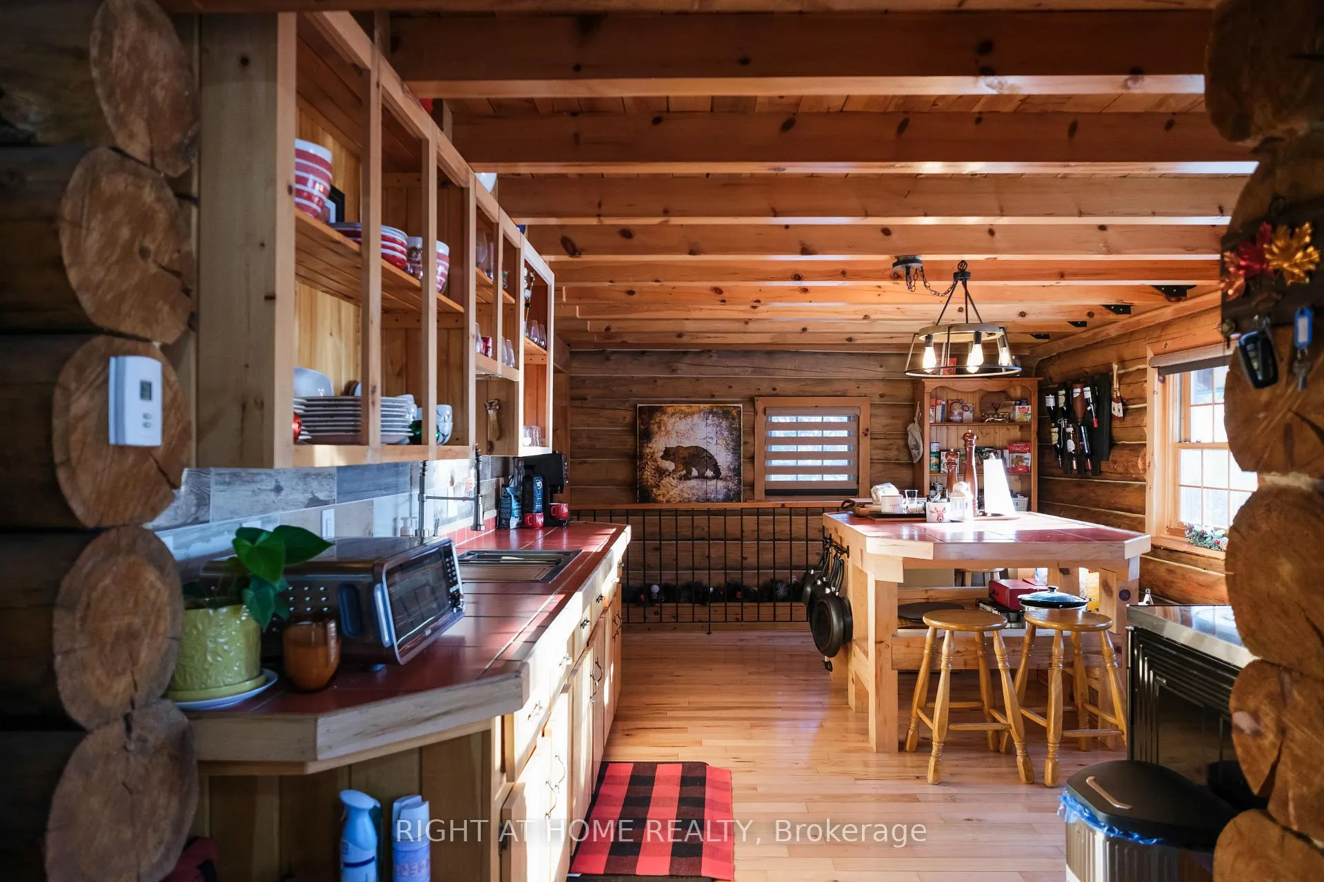 Photo 6 of 72 Viewmount Drive, Greater Madawaska — HOMEH