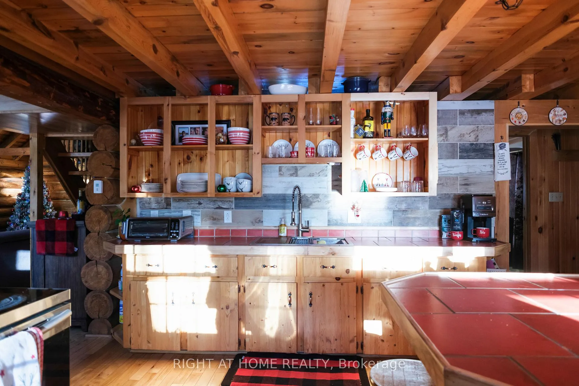 Photo 7 of 72 Viewmount Drive, Greater Madawaska — HOMEH