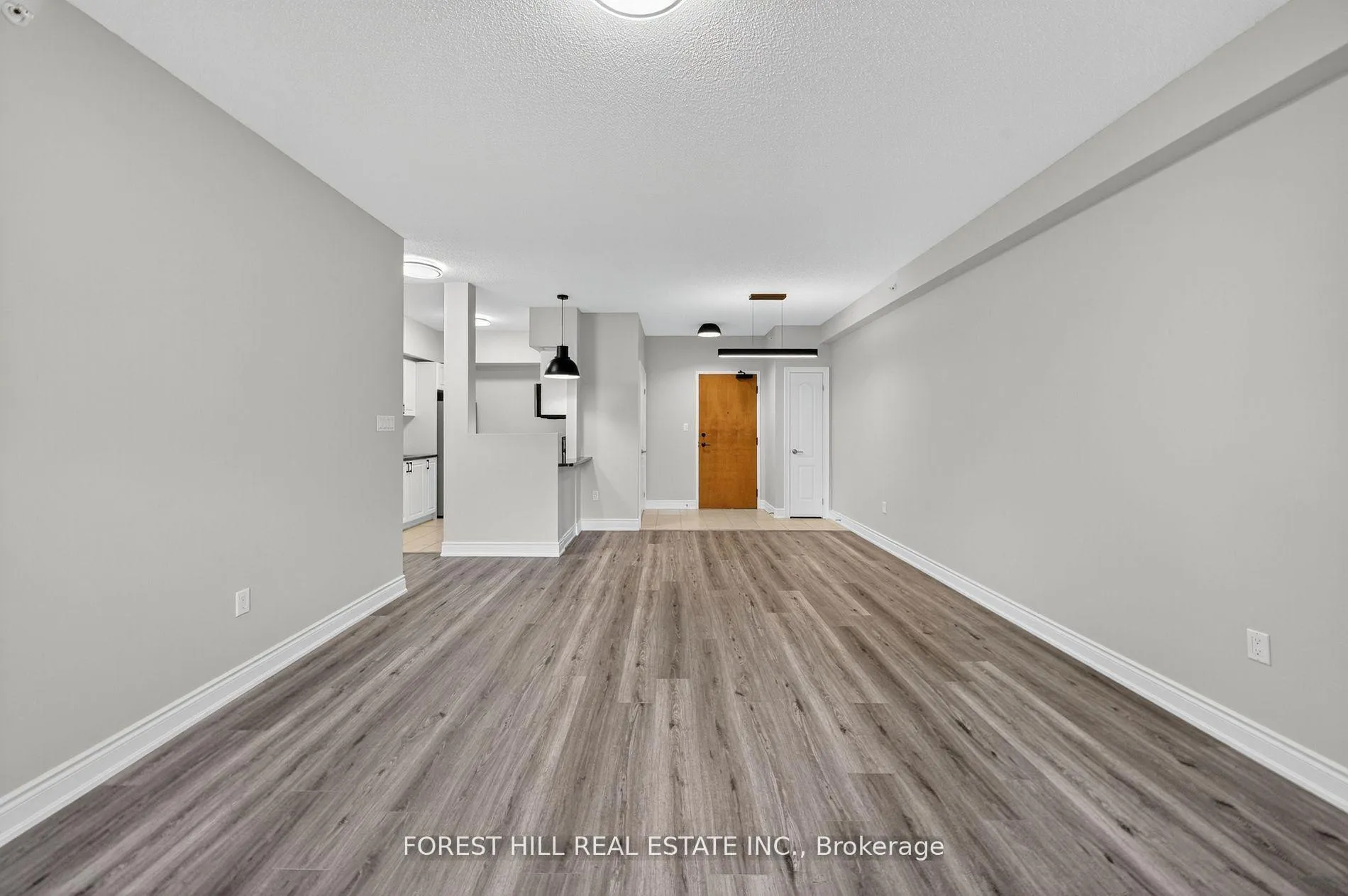 Photo 10 of Unit 106, 100 Dean Avenue, Barrie, Painswick South — HOMEH