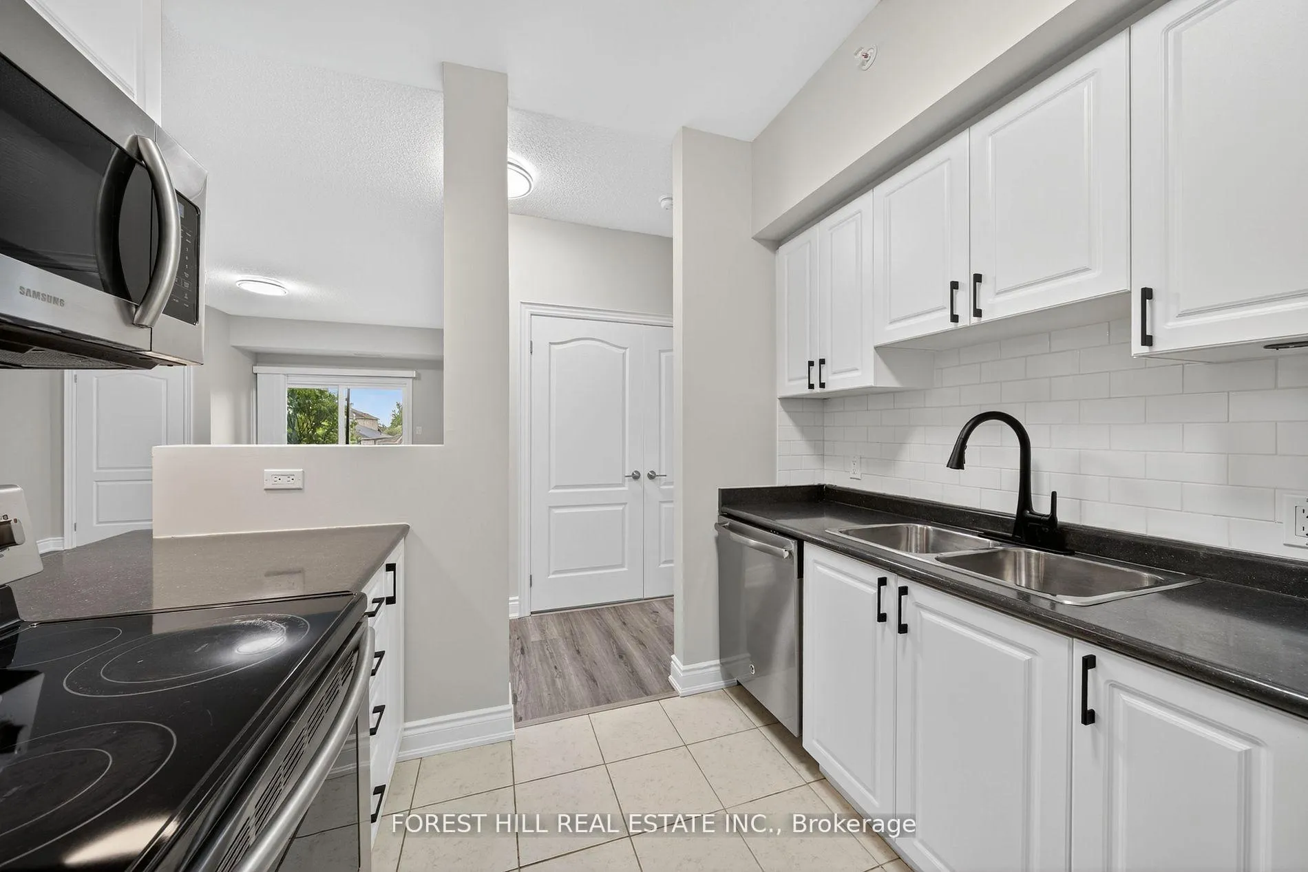 Photo 15 of Unit 106, 100 Dean Avenue, Barrie, Painswick South — HOMEH