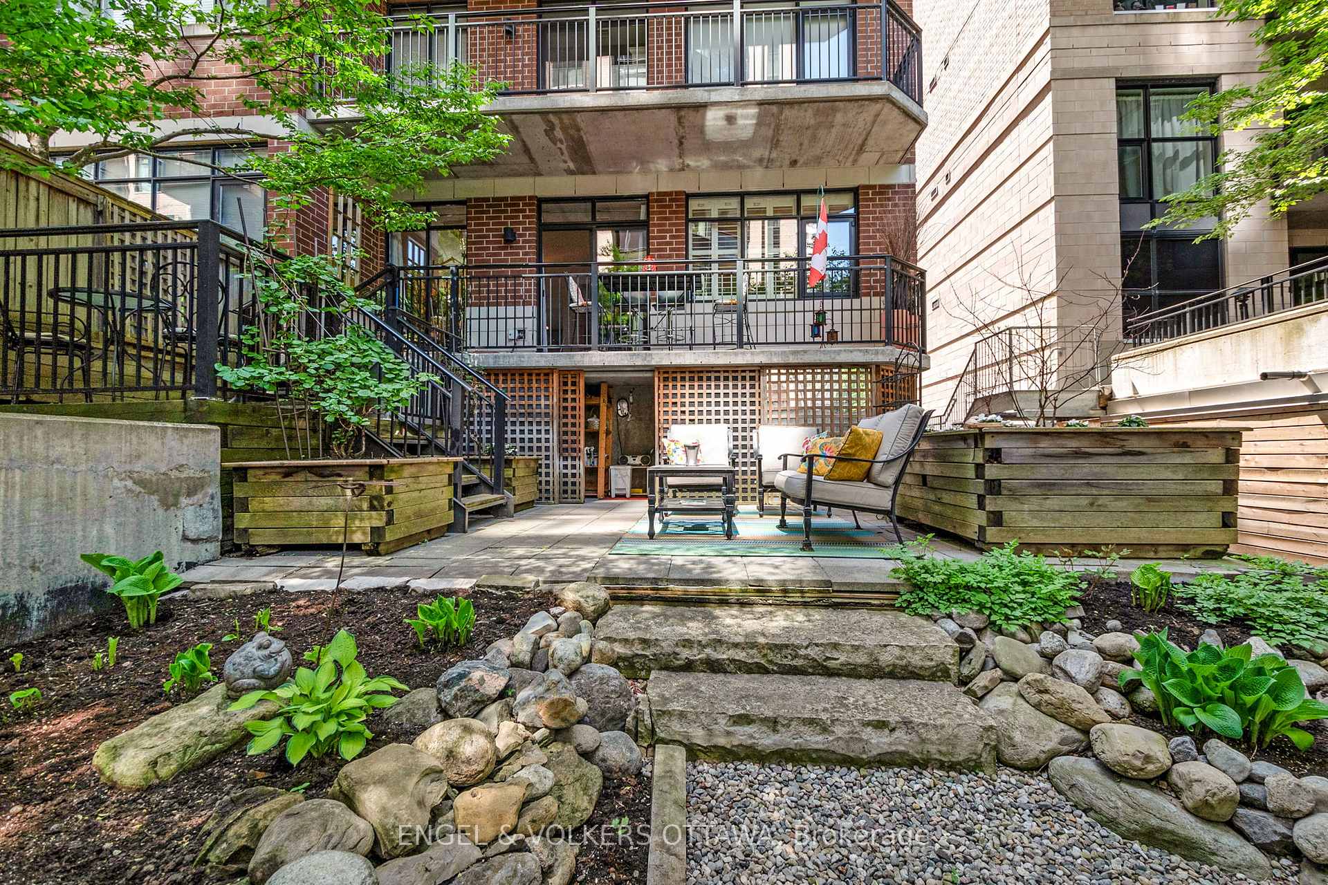Front of Unit 203, 375 Lisgar Street