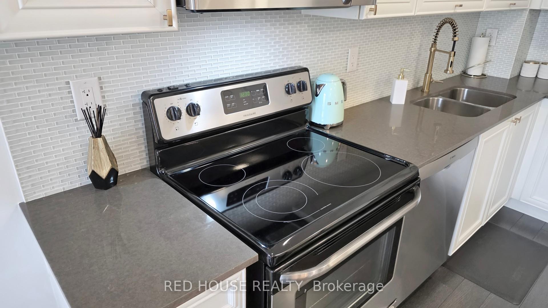Photo 15 of Unit 222, 28 Prince Regent Street, Markham, Cathedraltown — HOMEH