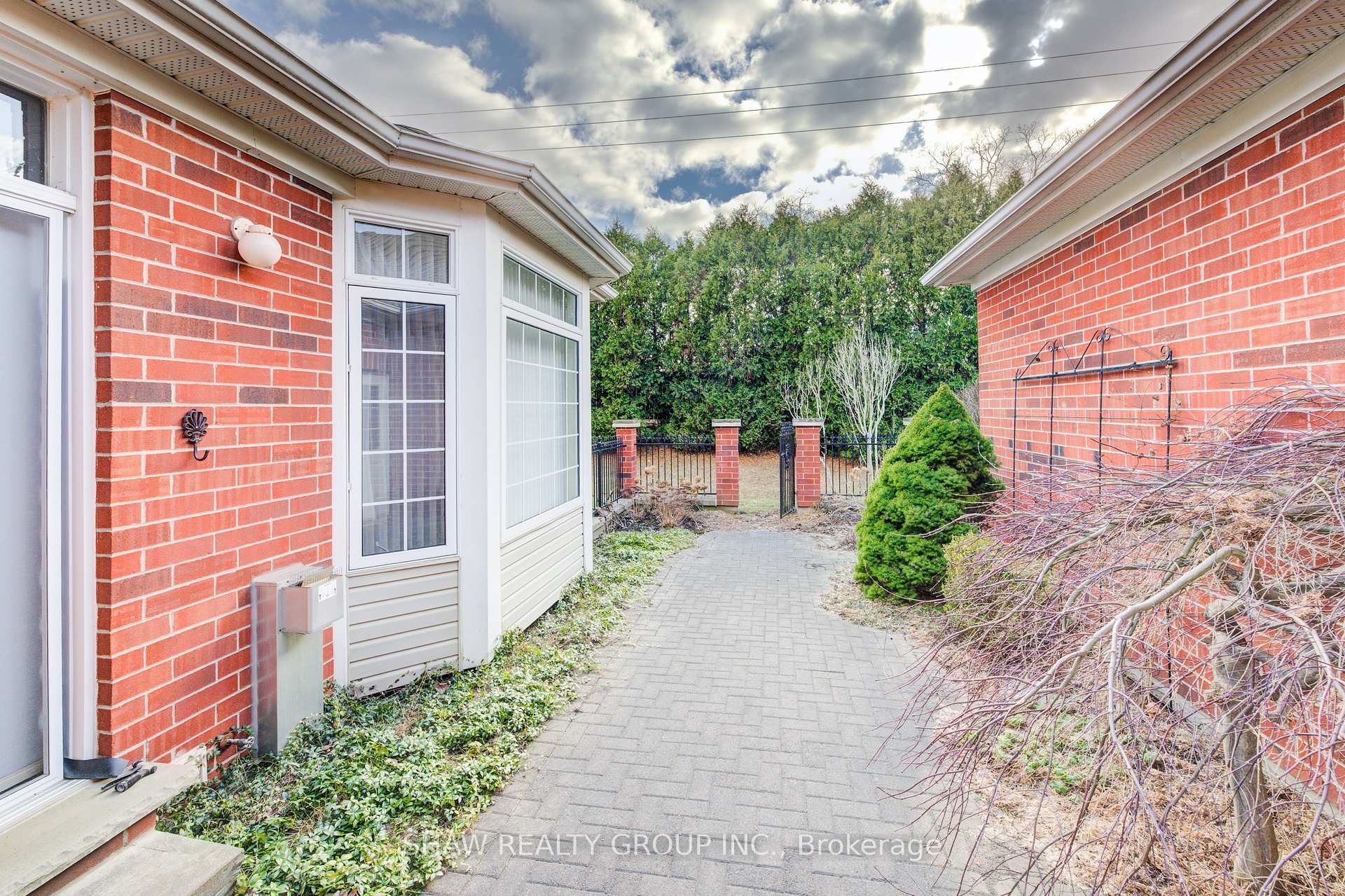 Photo 38 of Unit 3, 371 George Street N, Cambridge — HOMEH