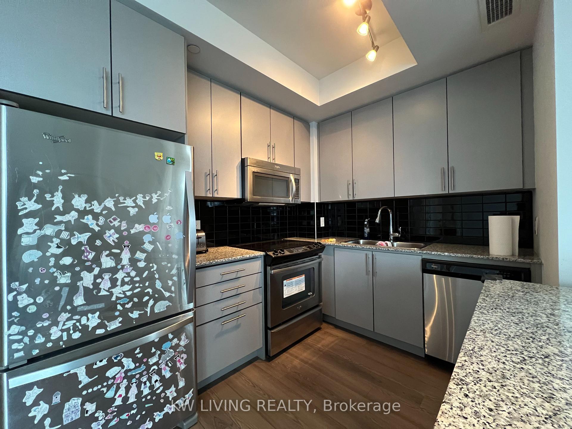 Photo 2 of Unit 802, 60 Berwick Avenue, Toronto, Yonge-Eglinton — HOMEH