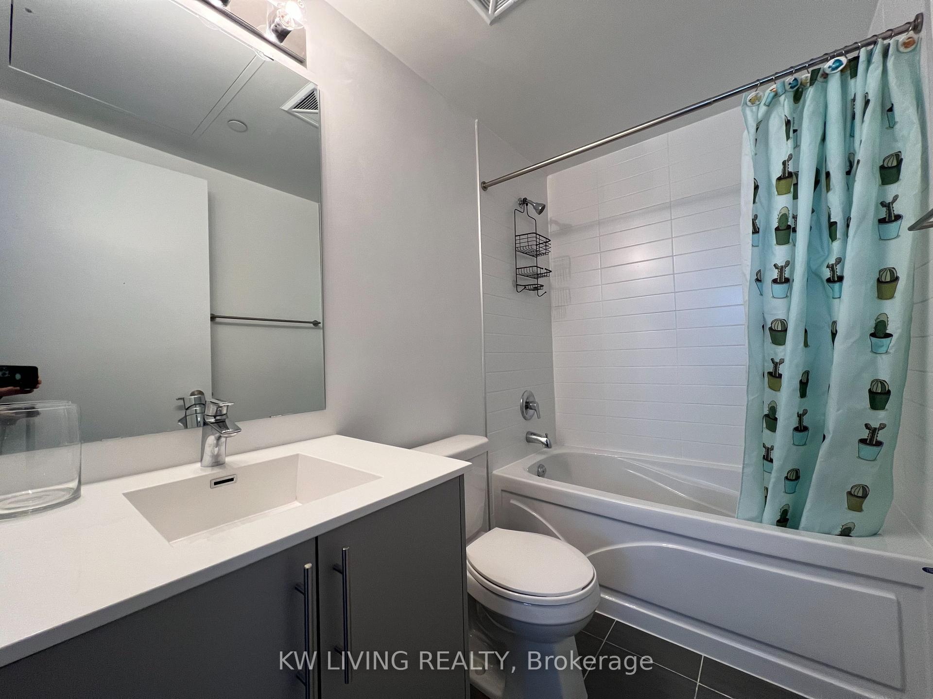 Photo 11 of Unit 802, 60 Berwick Avenue, Toronto, Yonge-Eglinton — HOMEH