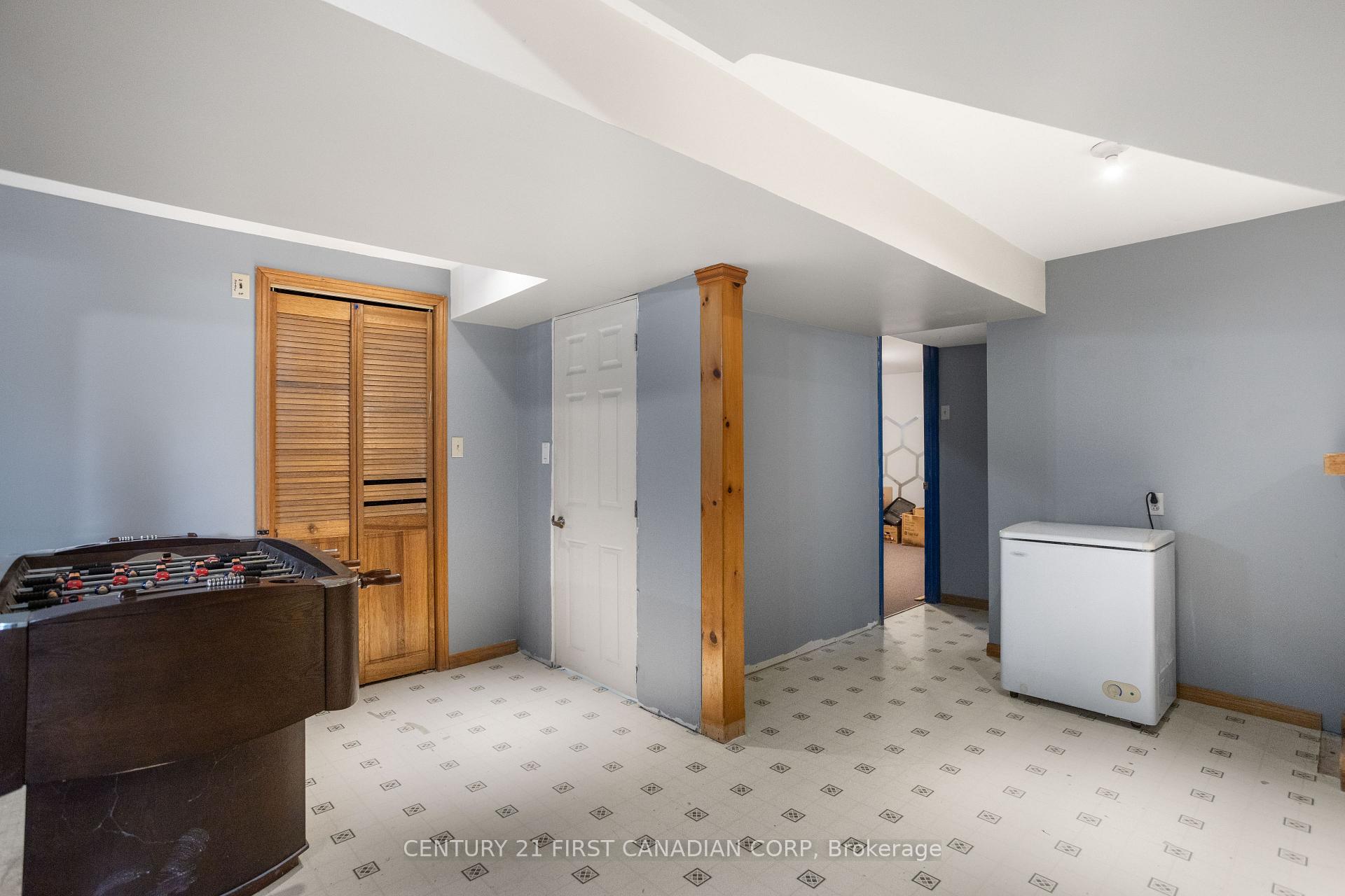 Photo 19 of 10213 Iona Road, Dutton/Dunwich, Iona — HOMEH