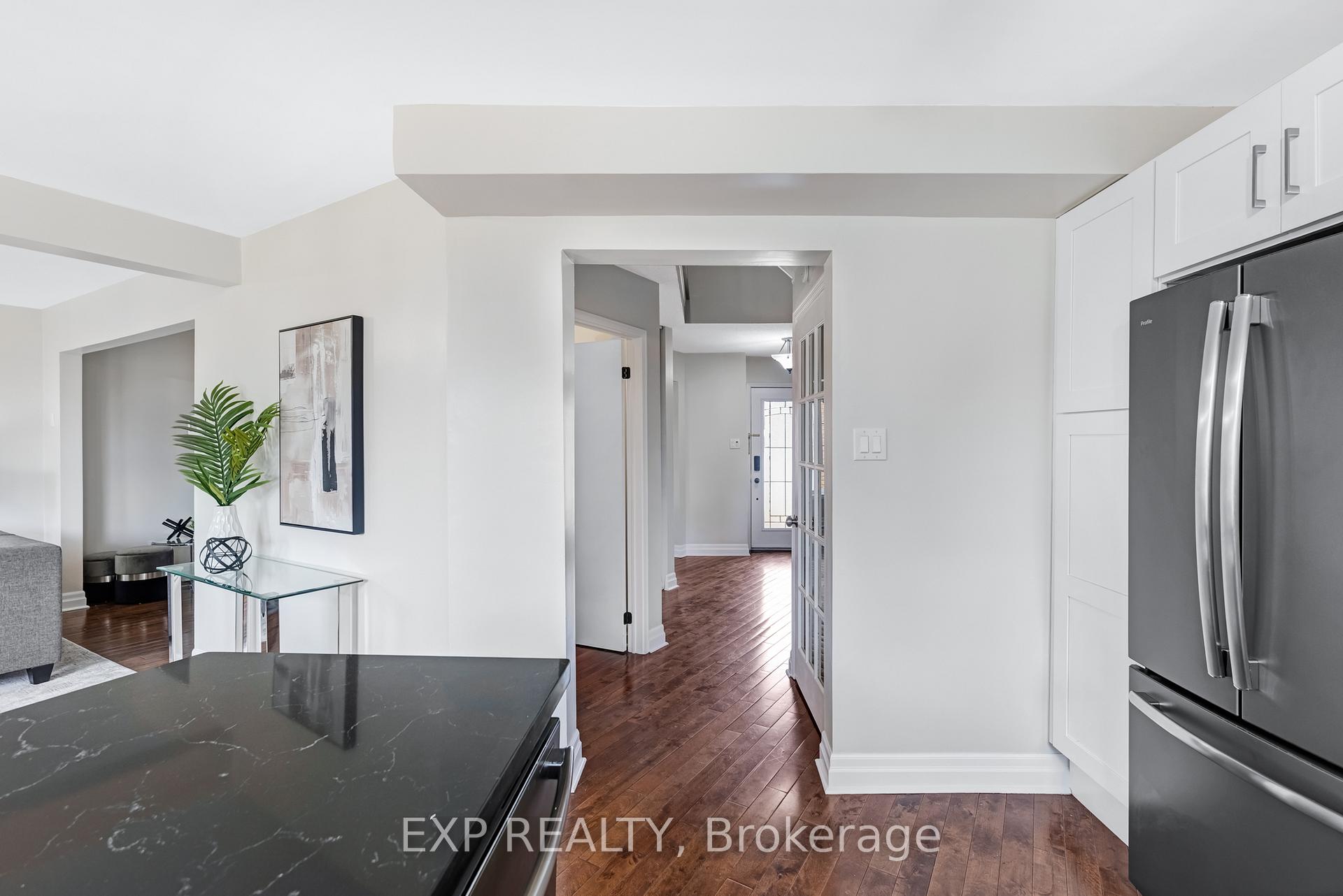 Photo 6 of 6 Adams Court, Uxbridge — HOMEH