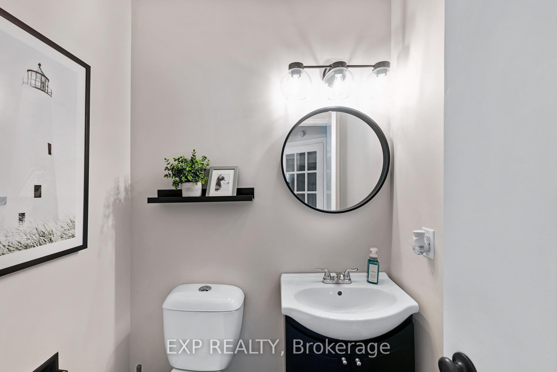 Photo 15 of 6 Adams Court, Uxbridge — HOMEH