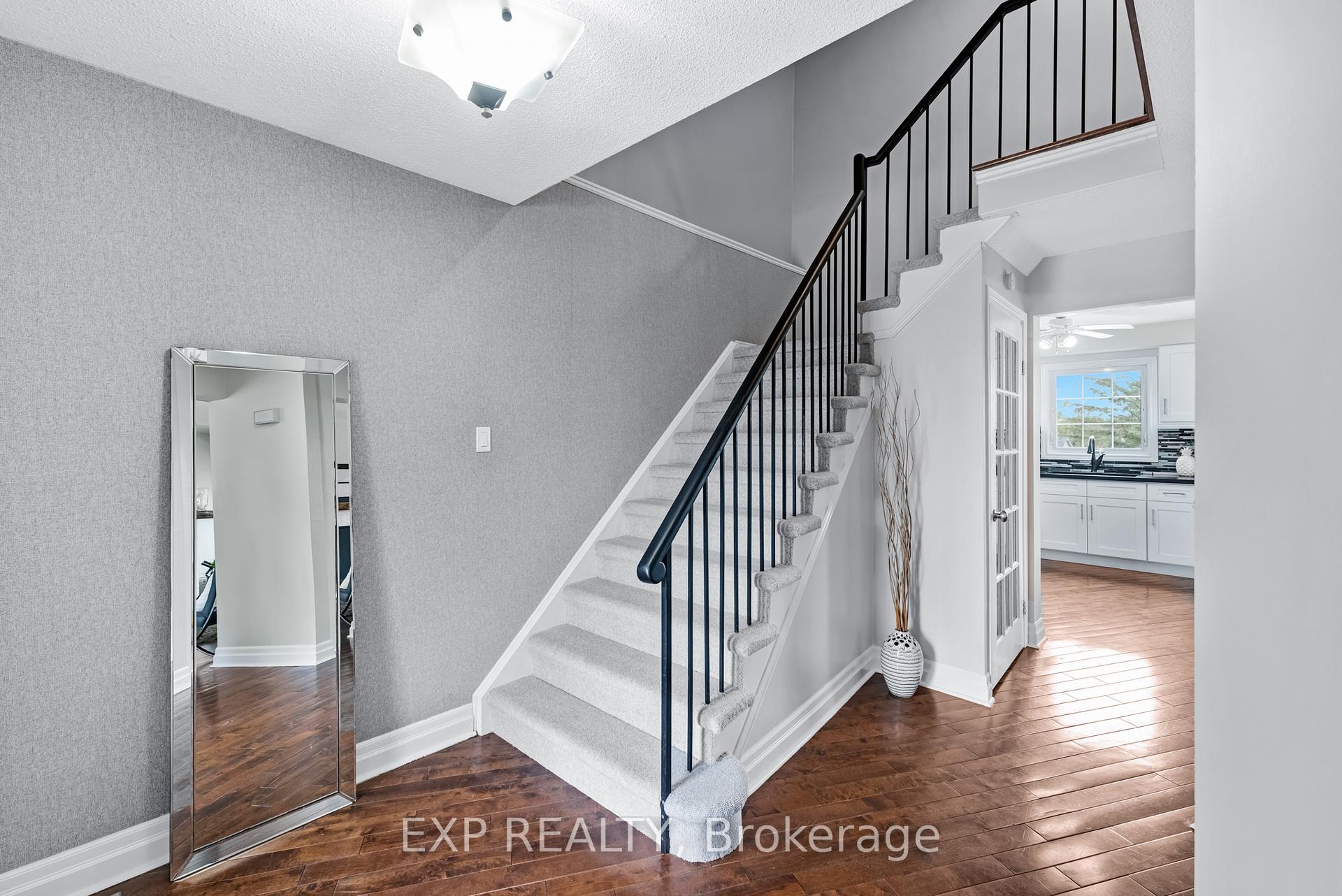 Photo 16 of 6 Adams Court, Uxbridge — HOMEH