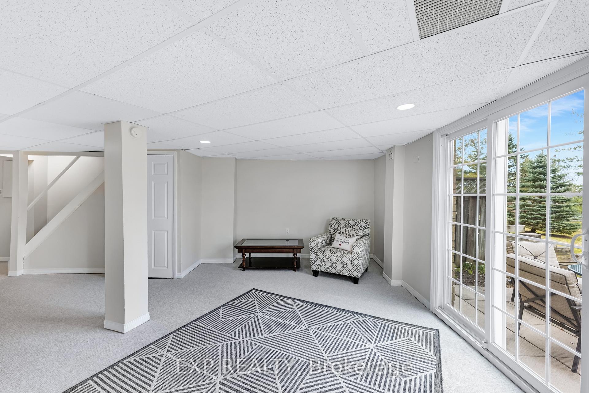 Photo 27 of 6 Adams Court, Uxbridge — HOMEH