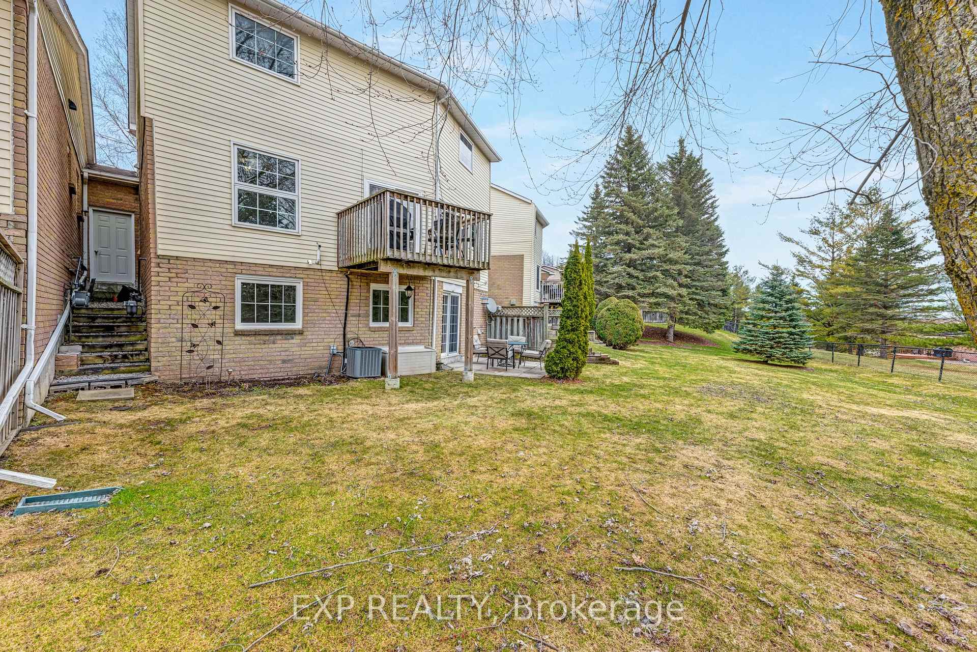 Photo 34 of 6 Adams Court, Uxbridge — HOMEH