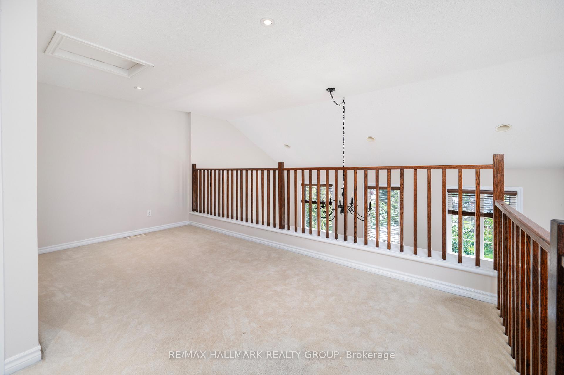 Photo 21 of 39 Hawkstone Gate, Ottawa, Kanata - Beaverbrook — HOMEH