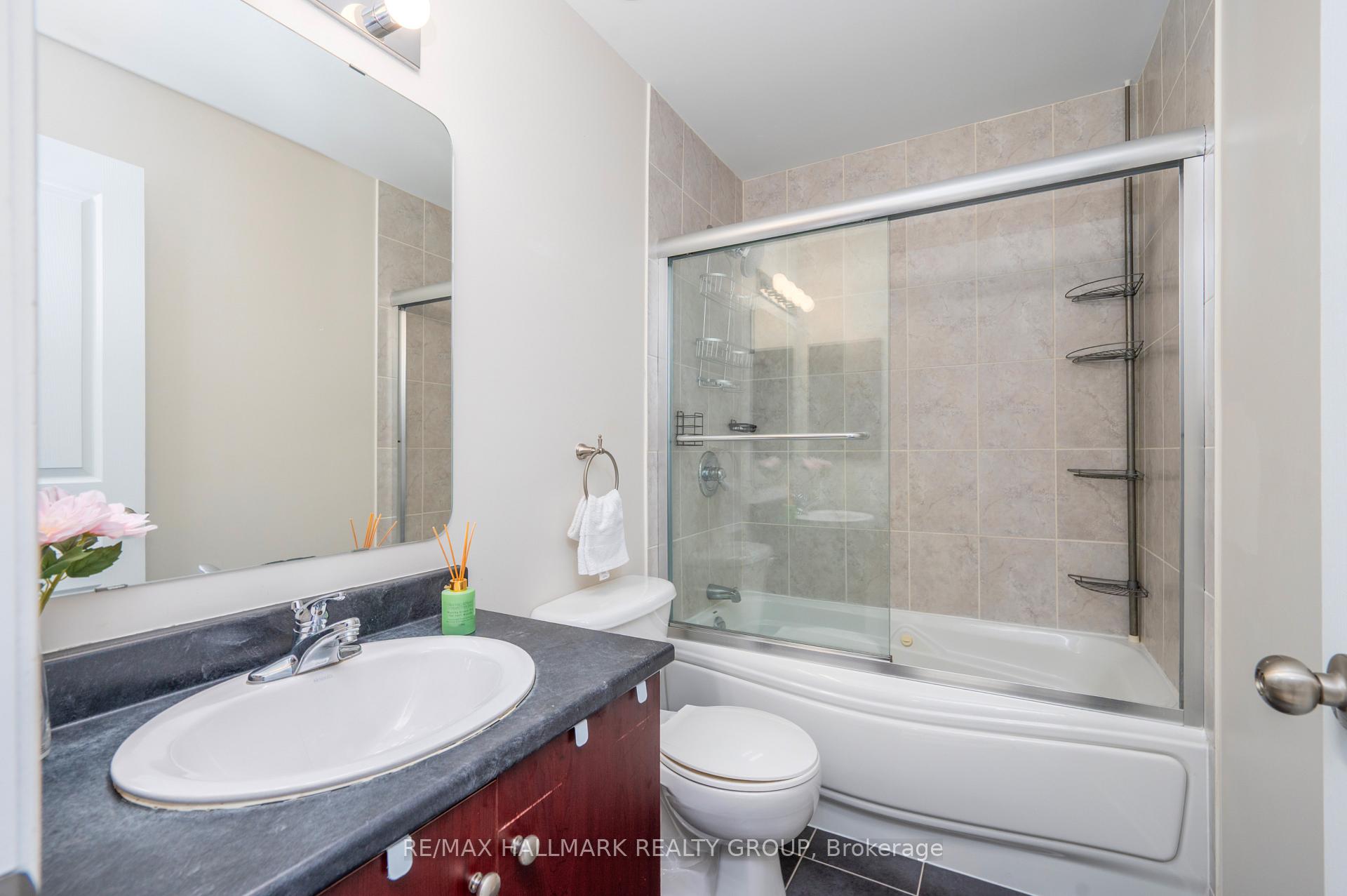 Photo 28 of 39 Hawkstone Gate, Ottawa, Kanata - Beaverbrook — HOMEH