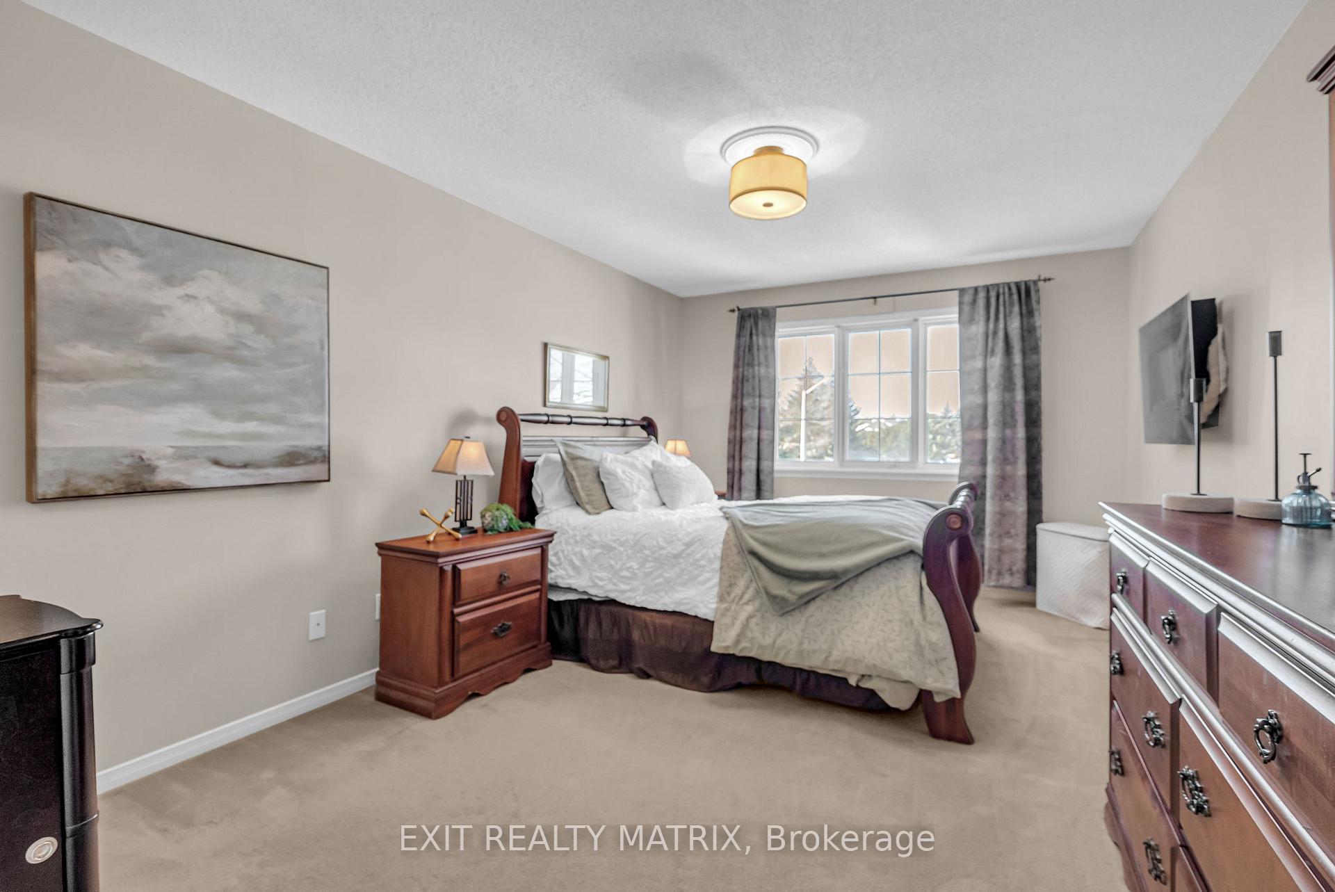 Photo 16 of 1750 Jobin Crescent, Ottawa, Carson Grove — HOMEH