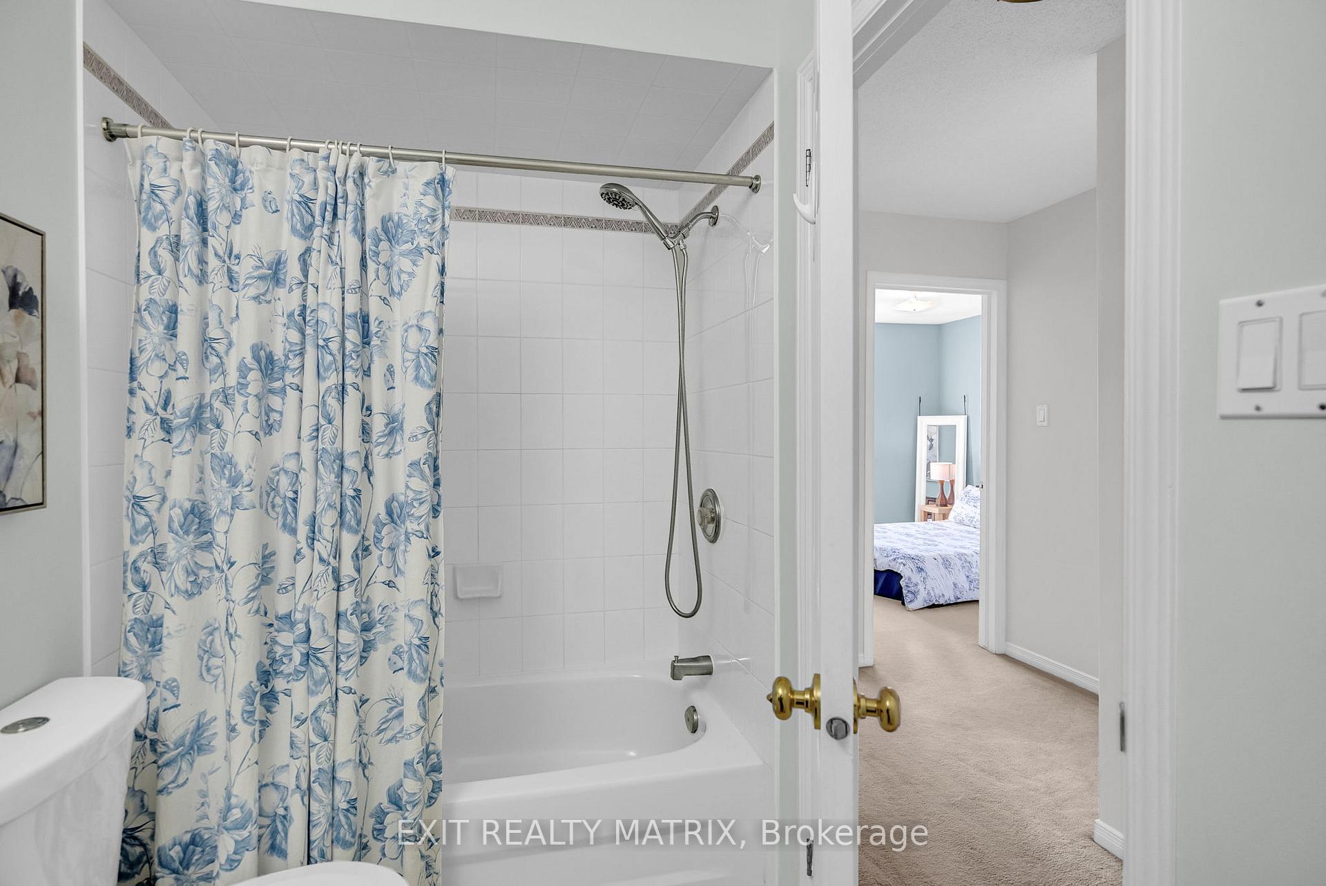 Photo 19 of 1750 Jobin Crescent, Ottawa, Carson Grove — HOMEH