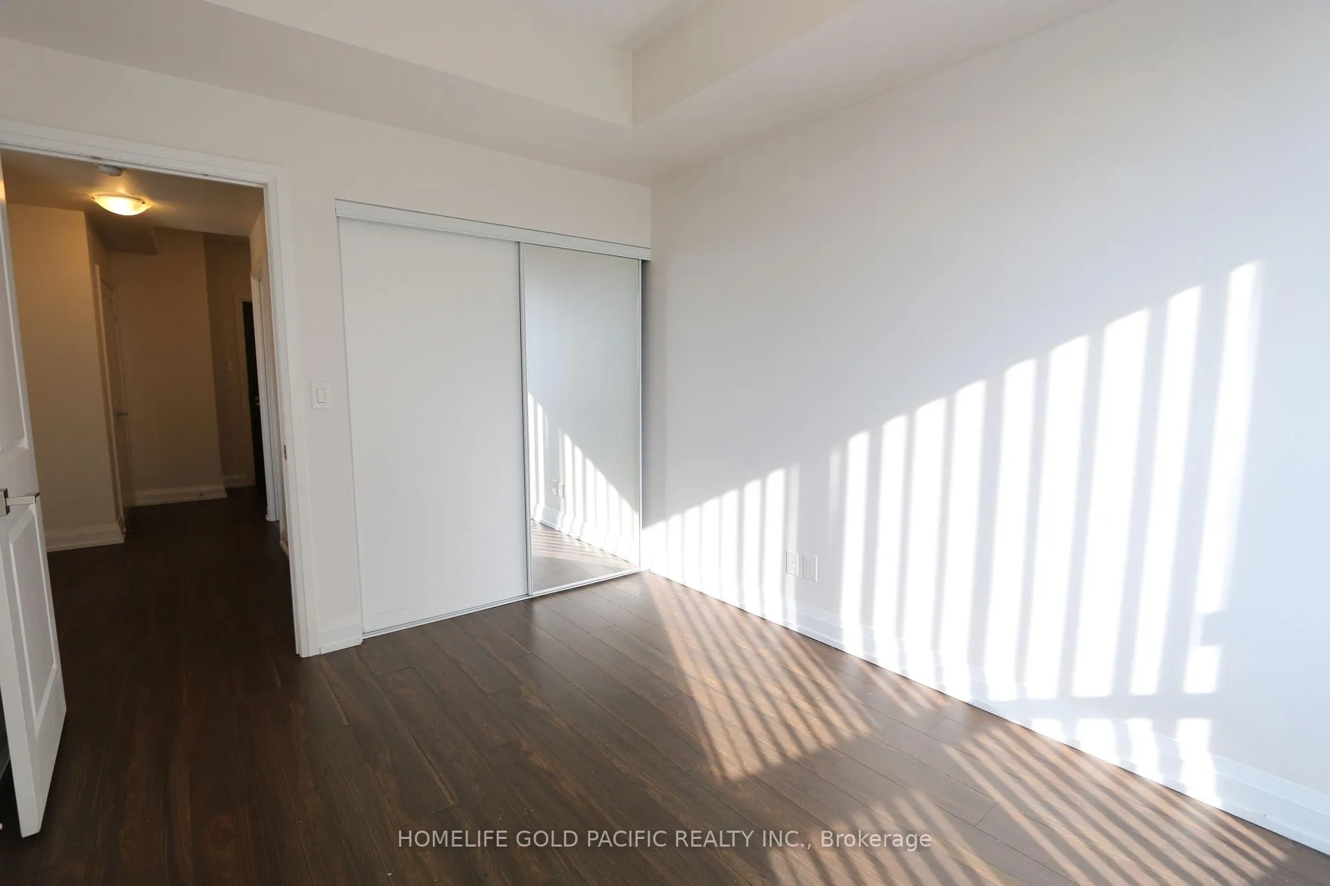 Photo 14 of Unit 1625, 7161 Yonge Street, Markham, Grandview — HOMEH