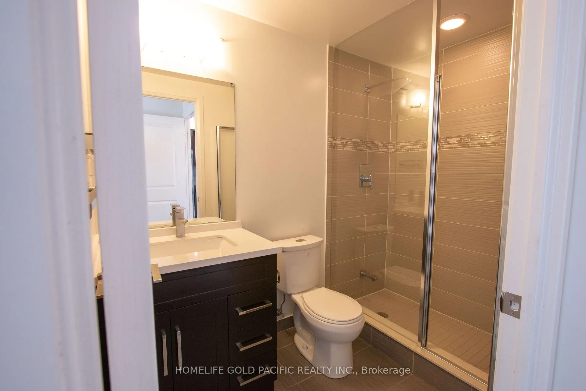 Photo 15 of Unit 1625, 7161 Yonge Street, Markham, Grandview — HOMEH