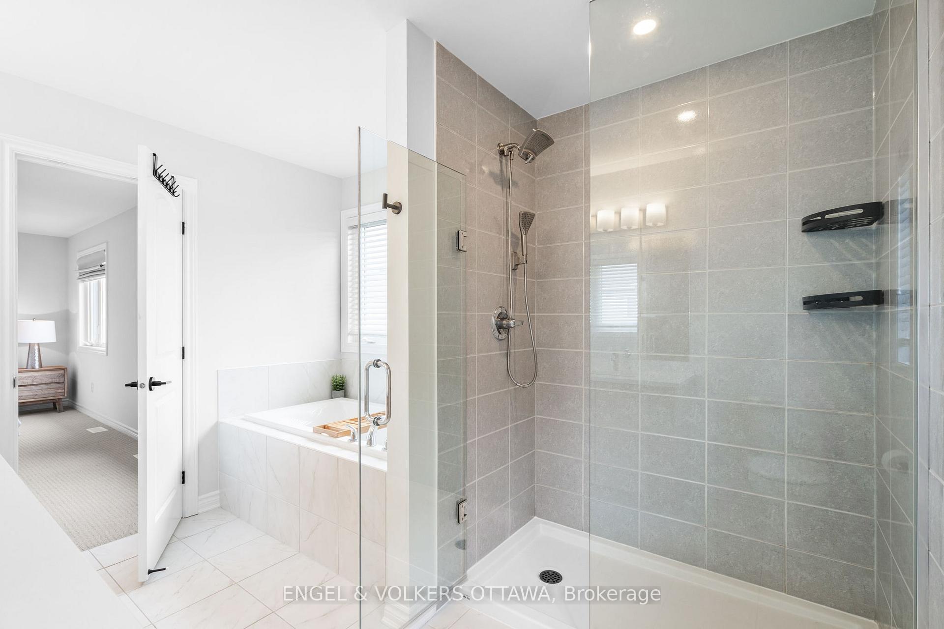 Photo 28 of 329 Finial Way, Ottawa, Barrhaven - Half Moon Bay — HOMEH