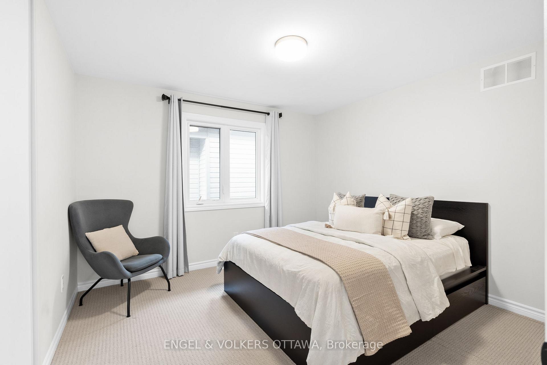 Photo 34 of 329 Finial Way, Ottawa, Barrhaven - Half Moon Bay — HOMEH
