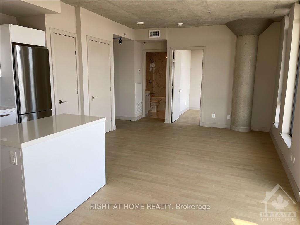 Photo 8 of Unit 1301, 203 Catherine Street, Ottawa, Ottawa Centre — HOMEH