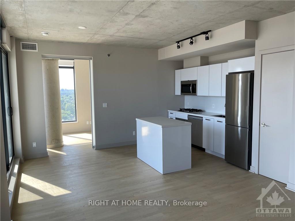 Photo 10 of Unit 1301, 203 Catherine Street, Ottawa, Ottawa Centre — HOMEH