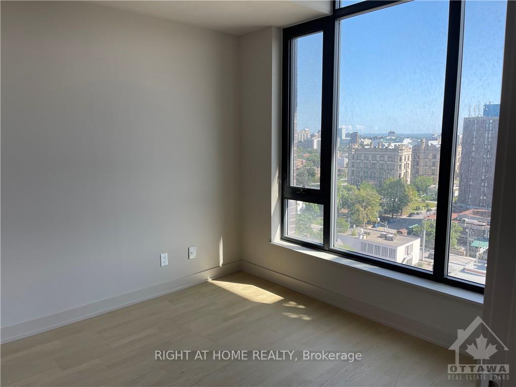 Photo 12 of Unit 1301, 203 Catherine Street, Ottawa, Ottawa Centre — HOMEH