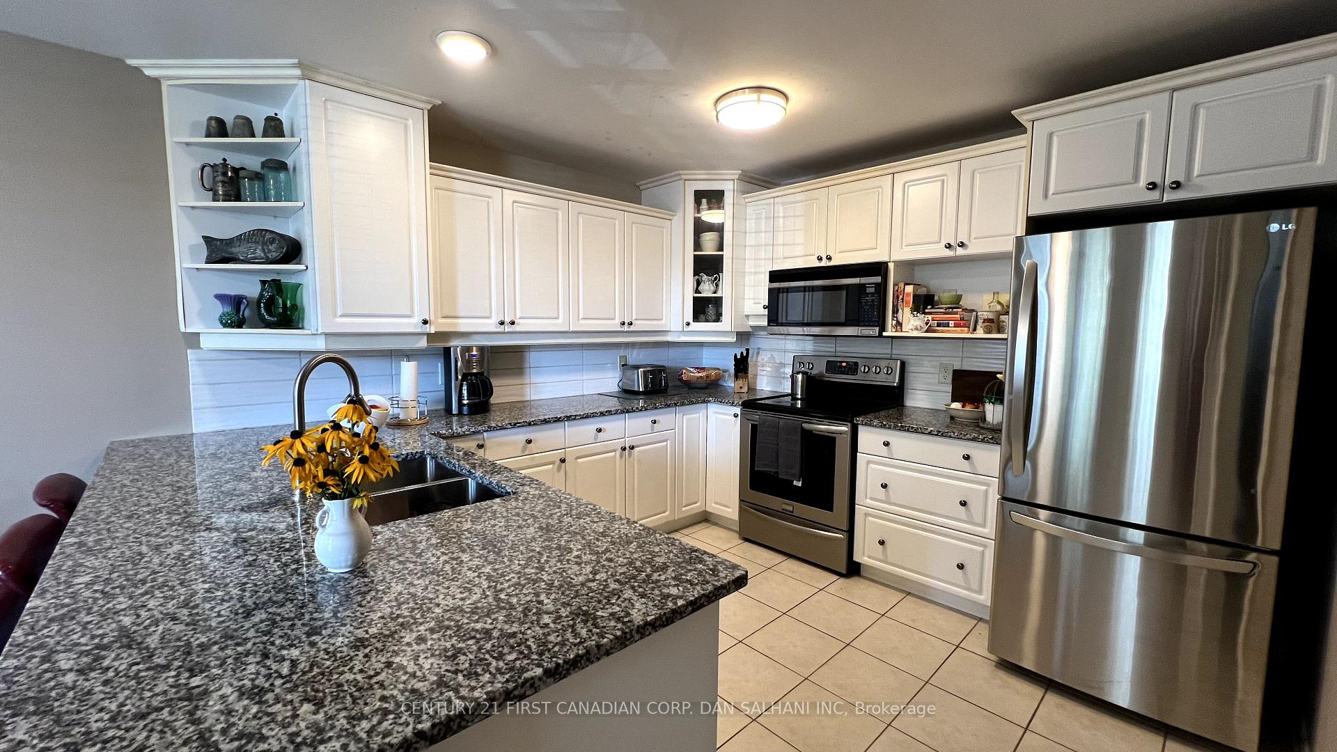 Photo 10 of Unit 6, 375 Edith Cavell Boulevard, Central Elgin, Rural Central Elgin — HOMEH