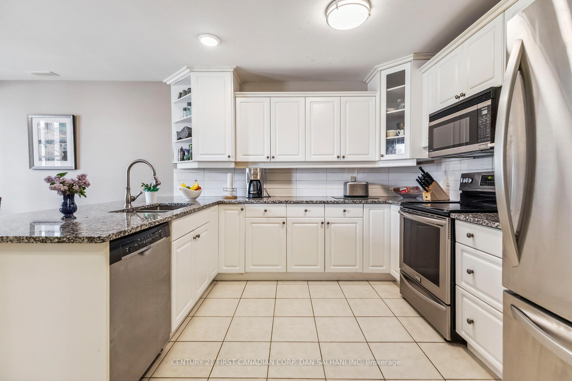 Photo 11 of Unit 6, 375 Edith Cavell Boulevard, Central Elgin, Rural Central Elgin — HOMEH